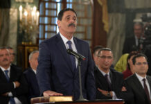 قوات أمنية تعتقل العياشي الهمامي من منزله تنفيذا لحكم قضائي